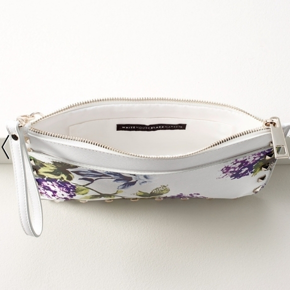 WHITE House Black Market Hydrangea GWP Pouch - Picture 3 of 11